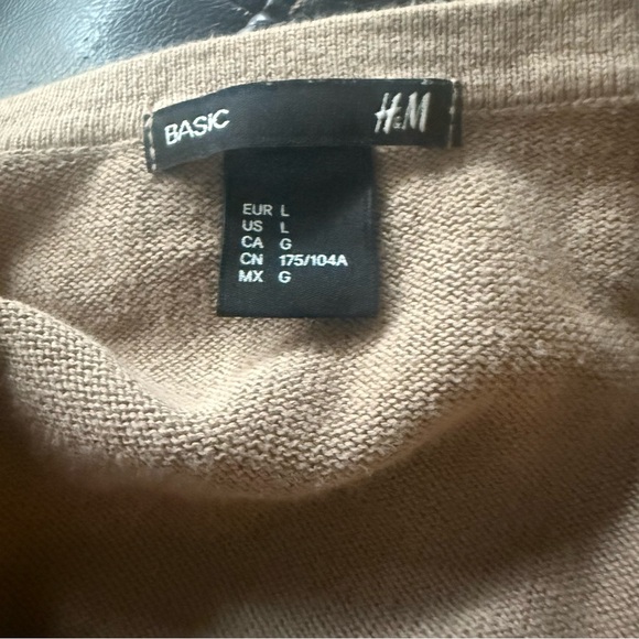 H&M Tan Women's Cardigan - Picture 2 of 4